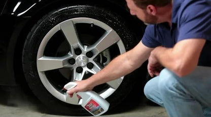 Black Magic 120066-4PK Bleche-Wite Tire Cleaner, 32 oz. (Pack of 4) - Fast-Acting Formula Dissolves Brake Dust, Grime and Road Film Off Tires