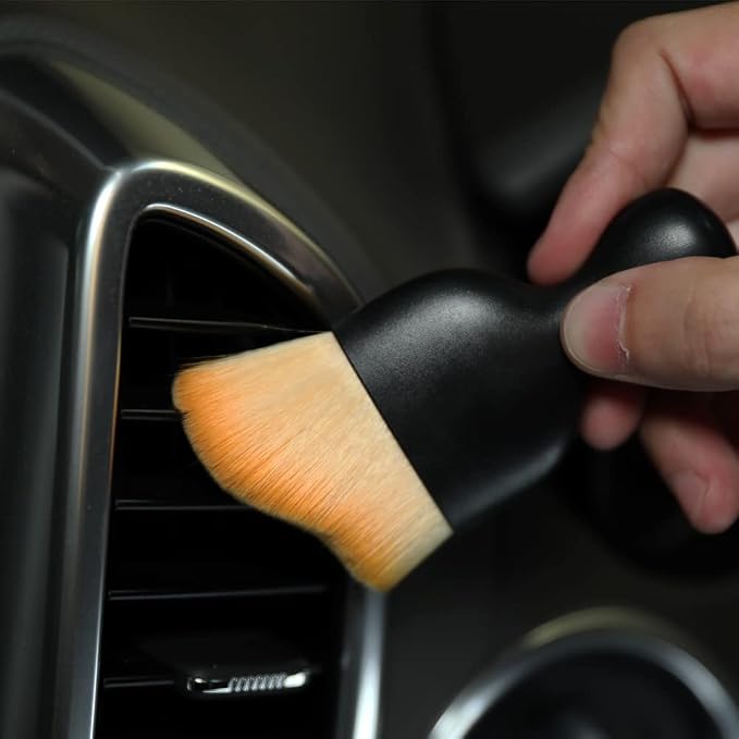 AOCISKA Car Interior Detailing Brush,Soft Bristle Cleaning Brush Car Detailing Brush Dusting Brush,Car Interior Cleaning Tool,Auto Detail Brush Car Dash Duster Brush (Brown with Cap)