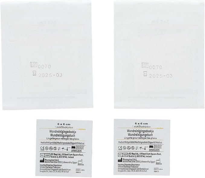 Carpoint 0117111 First-Aid Kit with Holder Junior U5