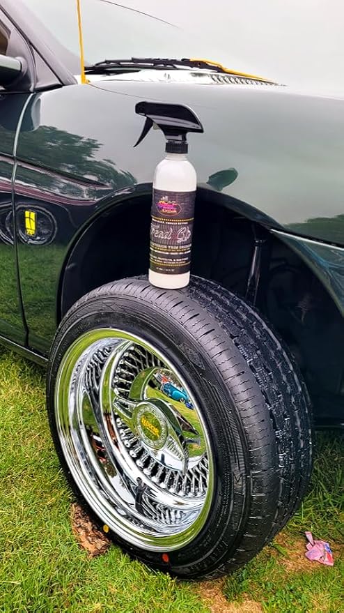 Tread Glo TG-1 Tire and Exterior Trim Dressing Long Lasting Super Shine Dressing for Tires, Rubber, Plastic, Trim and More Safe for Cars, Trucks, SUVs, RVs & More 1 Gallon