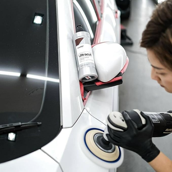 CARPRO UltraCut - 250ml - Extreme Cut Compound, Low Dusting, Minimal Hazing, for Rotary or DA Polishing with Long Work Time