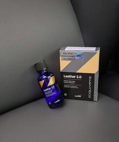 CARPRO CQUARTZ Leather 2.0 - Kit - Hydrophobic & Oil Phobic, Safe on All Car Leather, Resistance to UV, Denim Dye Coloring, Abrasion and Stains (30ml Kit)