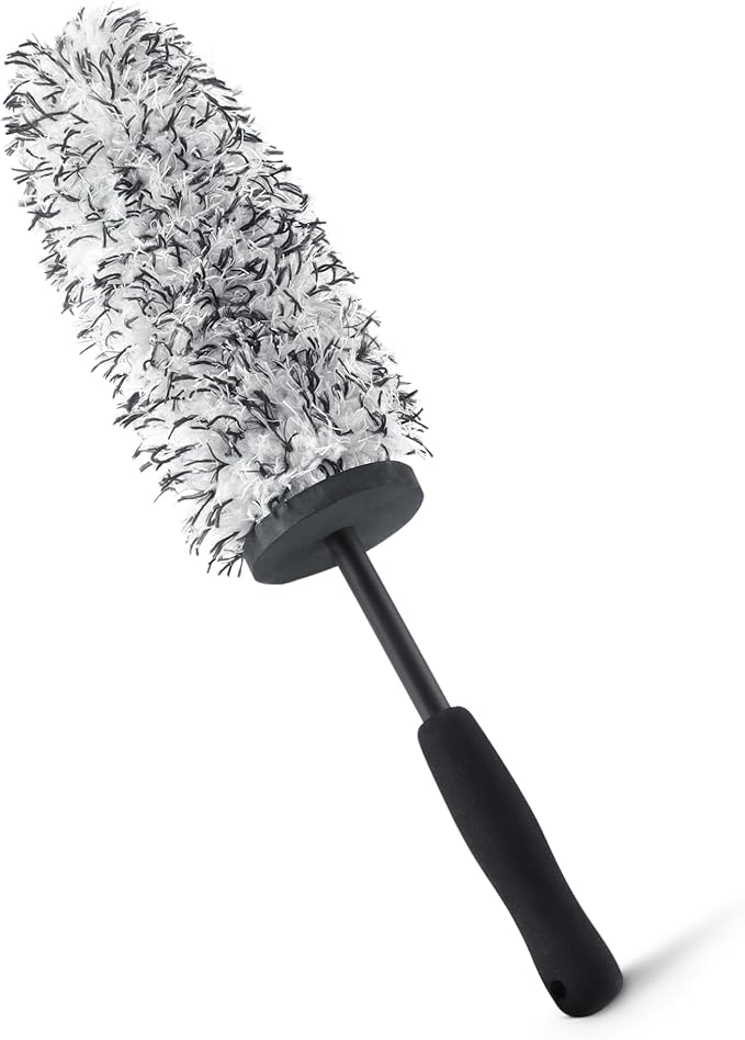 Amazon Basics Microfiber Wheel Cleaner Brush, for Rim Cleaning and Car Detailing, 16.54" Length, Gray