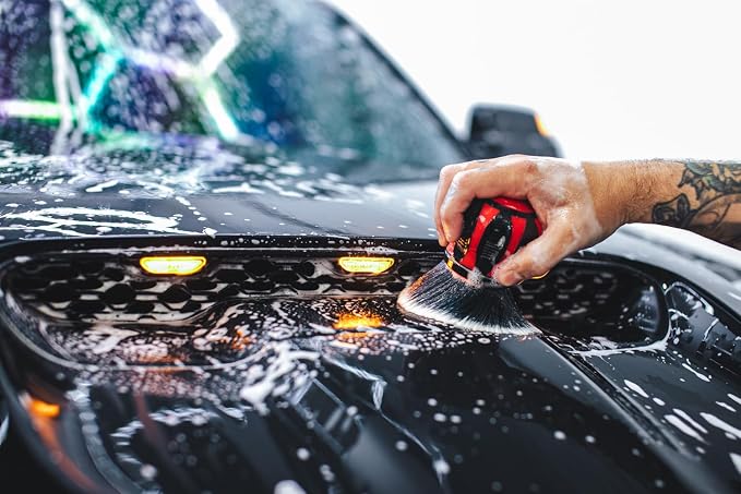 Detail Factory - Curveball XL Synthetic Brush - Ultra Soft Bristles, Comes with Storage Rack, Covers Large Area Inside or Outside Vehicles - Octane Riptide