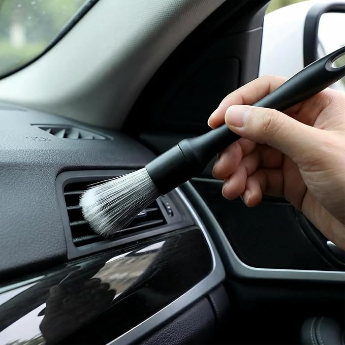 5 PCS Car Detailing Brush Set, Ultra-Soft Boar Hair Brushes for Interior & Exterior Cleaning, Multi-Use Duster for Air Vents, Wheels & Leather, Professional Car Wash Supplies