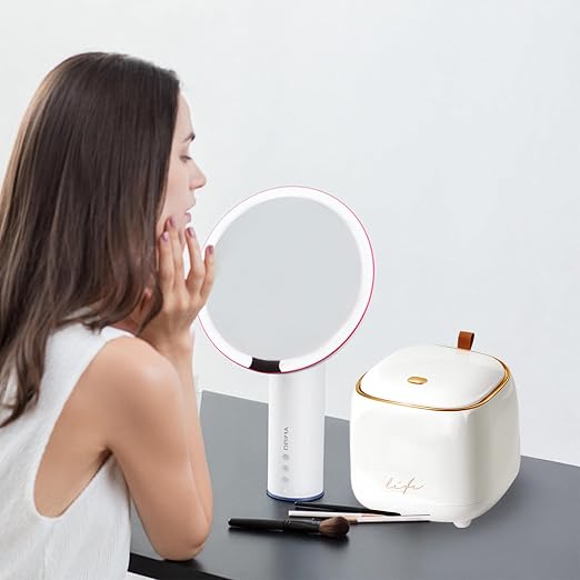 Desktop Mini Trash Can, Portable Trash Can Press Type Lid, Mini Push Bin for Tabletop for Home Office (White)