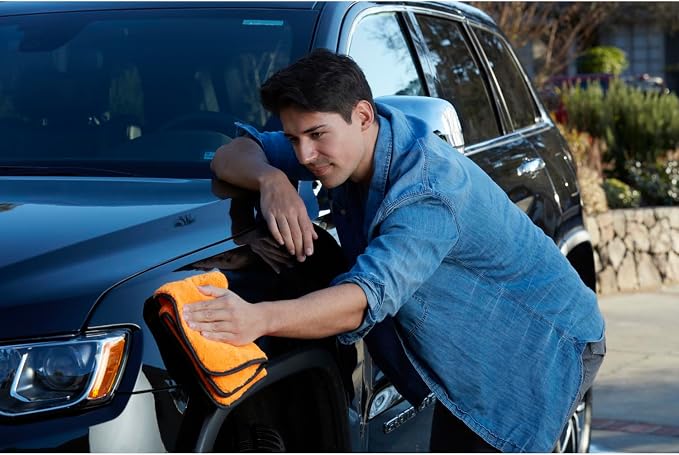 Armor All Car Buffing Towel, Microfiber Towel for Buffing and Shining Cars, Trucks and Motorcycles