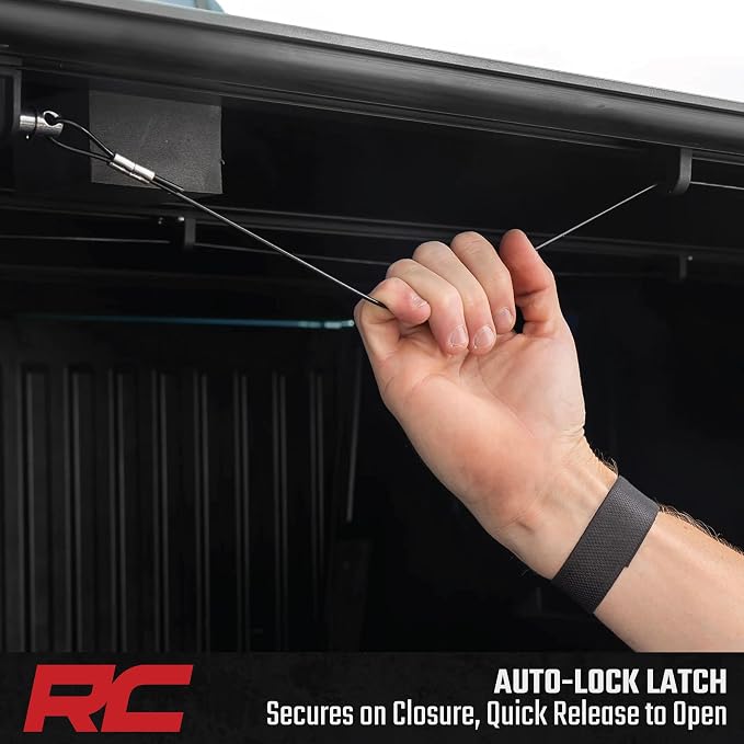 Rough Country Hard Low Profile Tri-Fold Tonneau Cover for Ford F-150 (2021–2026) & F-150 Lightning (2022–2026) – Aluminum Truck Bed Cover