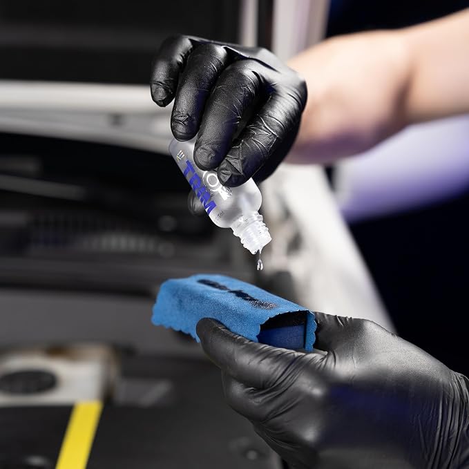 Gyeon Trim Evo Ceramic Restorer Applicator Kit, Black Plastic, Hydrophobic SiO₂ Liquid Coating, Enhances Color Saturation, UV Protection, Durable Satin Finish, Restores Faded Auto Exterior