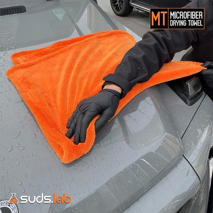 Suds Lab Large Microfiber Drying Towel (24 in x 35 in) Car Exterior Cleaning and Detailing Cloth, Safe On Plastic Trim, Glass, Carbon Fiber, Paint
