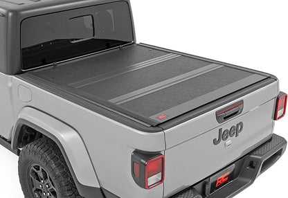 Rough Country Hard Low-Profile Tri-Fold Tonneau Cover for Jeep Gladiator JT (2020-2025) - Low-Profile Aluminum Truck Bed Cover