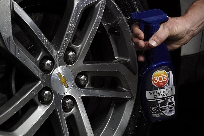 303 Products Wheel and Tire Cleaner - Cleans Both Wheels and Tires Effectively - Tough on Brake Dust - Removes Tire Browning - Foaming Formula, 16 fl. oz. (30590) Packaging May Vary