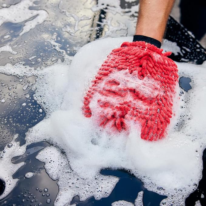 Stoner Car Care 95300 Premium Microfiber Knobby Car Wash Mitt Scratch Free Lint Free, Red