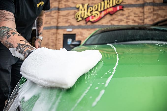 Meguiar's X3002 Microfiber Wash Mitt,Super-Thick,Reusable Wash Mitt for Ultimate Finish,Safe on Clear Coats,Leaving You with A Show Car Finish,(Pack of 6)