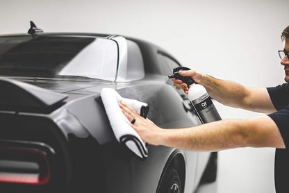 KOCHCHEMIE Quick Finish Allround Finish Spray - Silicone-Oil-Free; Cleans, Cares, & Seals Smooth and Painted Surfaces; Safe on Existing Polishes and Waxes; Great for Showroom Exhibitions (1 Liter)