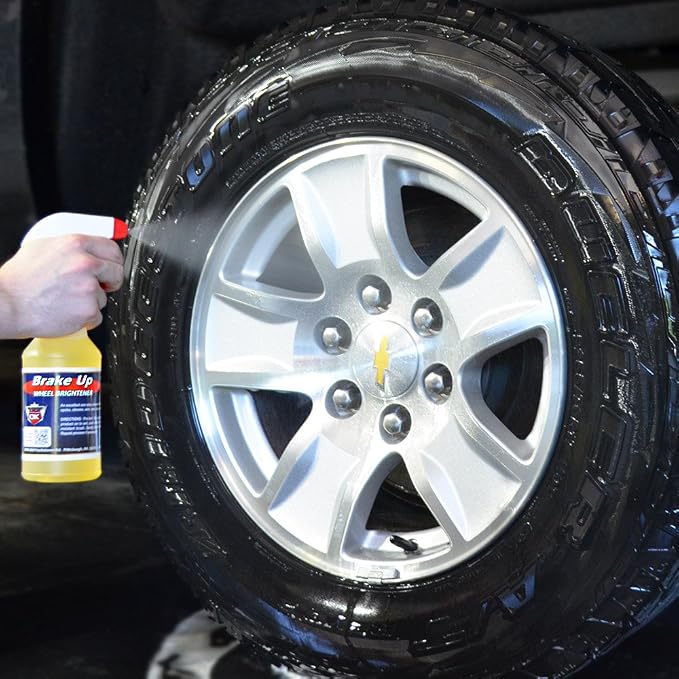 Detail King Brake Up Wheel Brightener - For Extremely Dirty Wheels - Aggressive, Non-Corrosive Wheel Cleaner (Pint)