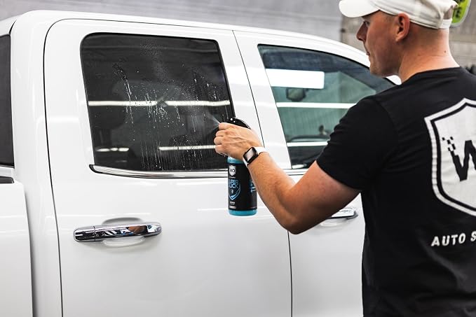 Super Slick Ceramic Sealant - Hydrophobic Ceramic Sealant with Gloss Amplifiers; Ready-to-Use Formula; Safe on All Exterior Surfaces - 32 oz