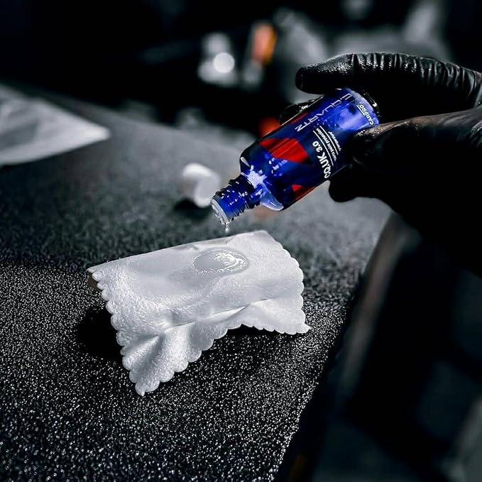 CARPRO CQUARTZ UK 3.0 - Ceramic Coating for Cars, Quartz Based Nanotechnology, Bonds to Paint, Glass, Metal and Plastic - (30ml Kit)