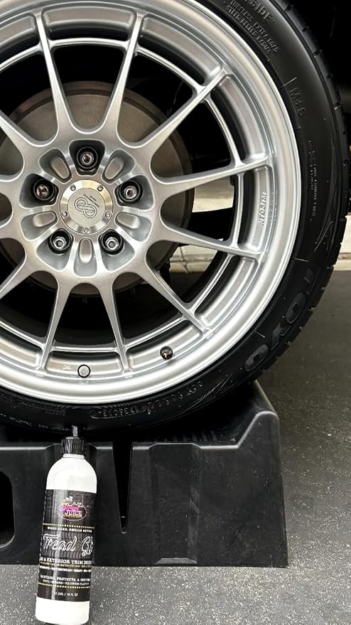Tread Glo TG-1 Tire and Exterior Trim Dressing Long Lasting Super Shine Dressing for Tires, Rubber, Plastic, Trim and More Safe for Cars, Trucks, SUVs, RVs & More 1 Gallon