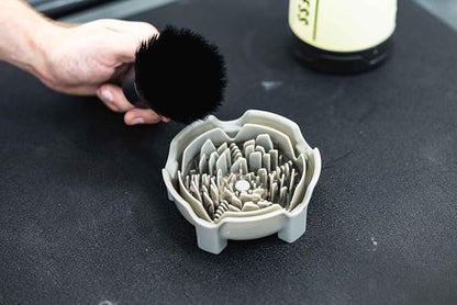 Detail Factory - Brush Cleaning Tray - Safely and Effectively Wash Drill Brushesby Removing Contaminants & Cleaners