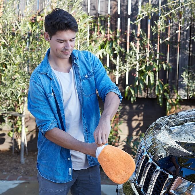 Armor All Microfiber Car Wash Mitt, Car Wash Supplies for Cars, Trucks and Motorcycles