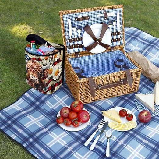 Talayituse Highland Cattle Daisy Print Car Trash Can with Lid, American Flag Wood Leak Proof Auto Trash Bag Hanging Vehicle Garbage Can Multipurpose Storage Container for Back Seat Road Trip