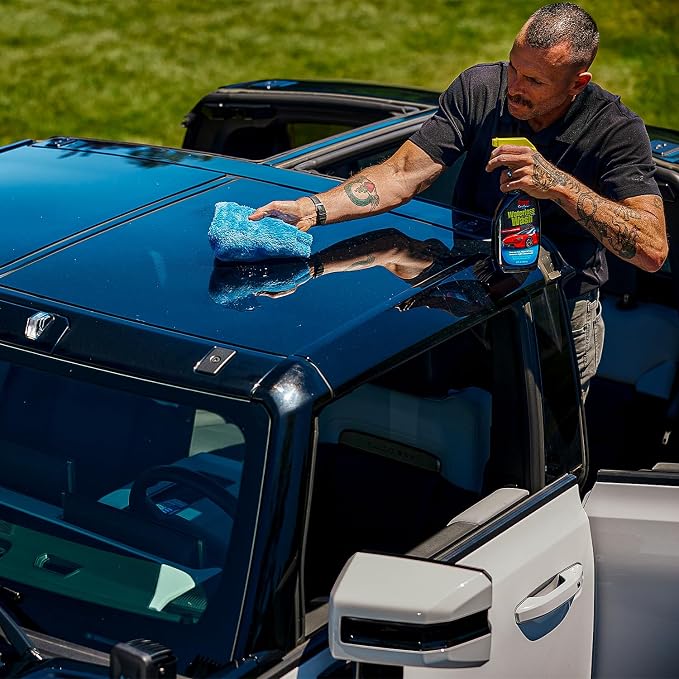 Stoner Car Care 92606 Waterless Wash Car Detailing Spray – Safe, Scratch-Free Formula Quickly Cleans, Shines & Protects Cars, Trucks, Boats, Motorcycles, RVs & More – No Soap or Hose Needed – 1 Gallon
