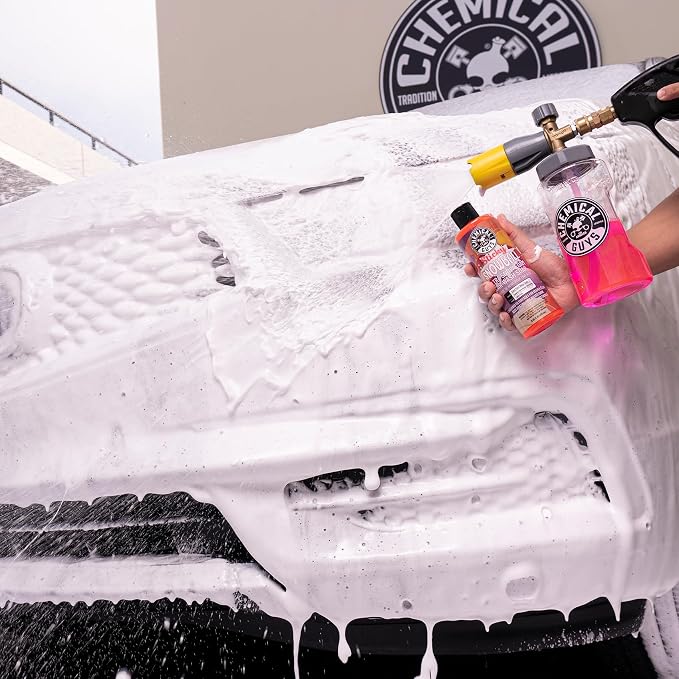 Chemical Guys CWS21516 Sticky Snowball Ultra Snow Foam Car Wash Soap (Works with Foam Cannons or Bucket Washes) Safe for Cars, Trucks, Motorcycles, RVs & More 16 fl oz, Cherry Scent