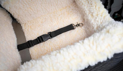 Snoozer Lookout I Car Seat - Dog Car Seats for Small Dogs, Puppy Booster Bed for Small Sized Pets up to 18 Lbs, Elevated, Washable - Size S, Black Quilted