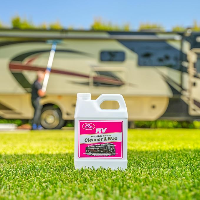 Gel Gloss RV Professional Grade One-Step Carnauba Cleaner Wax - Cleans, Protects & Enhances Finish - Restores Color & Shine - UV Inhibitors - Ideal for Scuff Marks - Use by Hand or Buffer - 32 oz