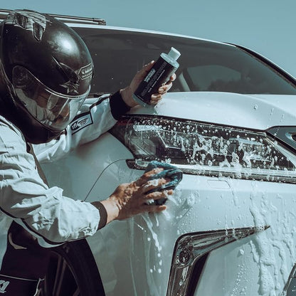 WASH&WHIPS Ultimate Exterior Car WASH Kit – Silverstone Shampoo, Hockenheim Bug Remover, Le Mans Wheel Cleaner – Professional-Grade Shine, Easy to Use, Safe for All Surfaces (Step 1)
