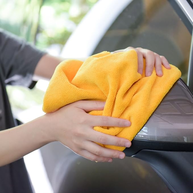 CARCAREZ Premium Microfiber Detailing Towels, 340 GSM Lint Free Car Buffing Waxing Polishing Drying Towels (6, Yellow, 16x16 Inch)