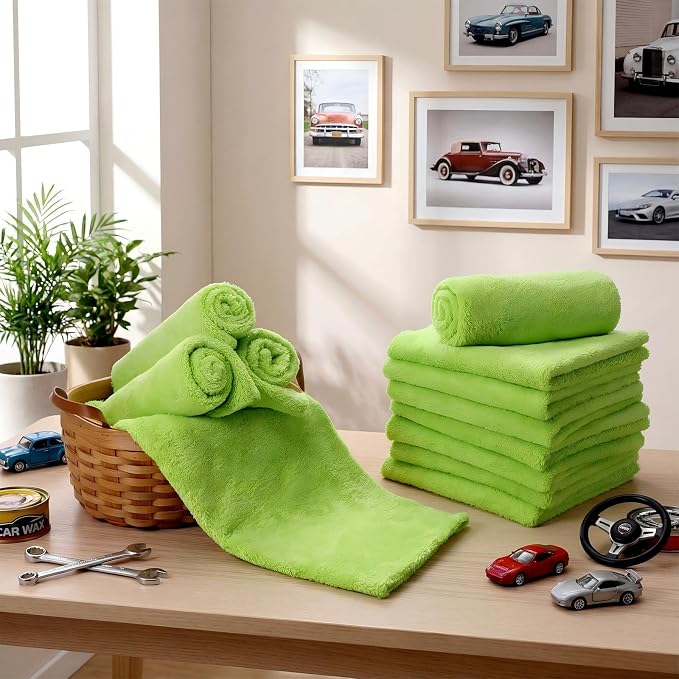 Shimeyao 30 Pcs 16 x 16 Inch Edgeless Microfiber Plush Towels for Cars Detailing Drying Wash Polishing Absorbent Cleaning Cloths, 500 GSM(Green)
