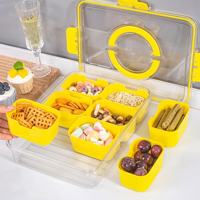 WACOI Divided Snack Serving Tray with Lid and Handle Travel Snackle Charcuterie Container Portable Storage Organizer for Candy, Fruits, Nuts, Snacks, Party, Picnic (1pack, Yellow)