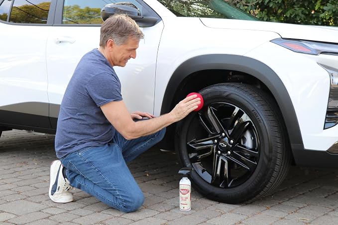 GOLDEN SHINE Tire and Trim Spray Shine and UV Protection, 16 Ounce Bottle 17016