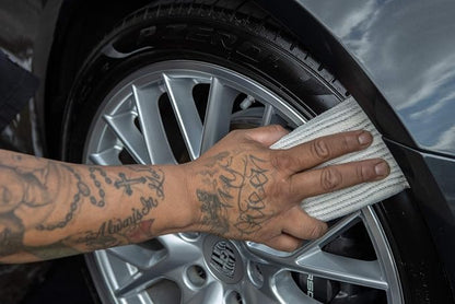 Tire Dressing | High Gloss Long Lasting Automotive Dressing | Professional-Grade (640 Oz)