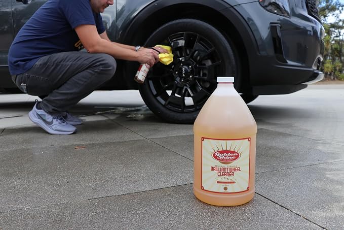 GOLDEN SHINE Original Formula Brilliant Wheel Cleaner, 1 Gallon, 4 Gallon Case Pack 44512-CS