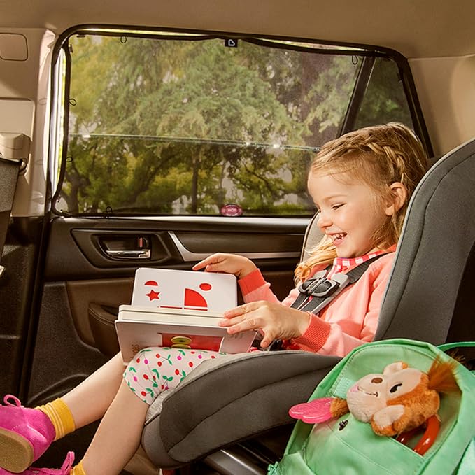Munchkin® Brica® Magnetic Stretch to Fit™ Car Window Shade for Baby, Side Window Sun Shade, Black, 1 Pack