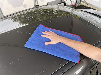 Gtechniq MF2 Microfiber Drying Towel 450GSM 23.6"x35.4" | Ultra Soft, Super Absorbent, Short Pile Wicks Away Water, Reduces Marring and Gloss Loss, Machine Washable