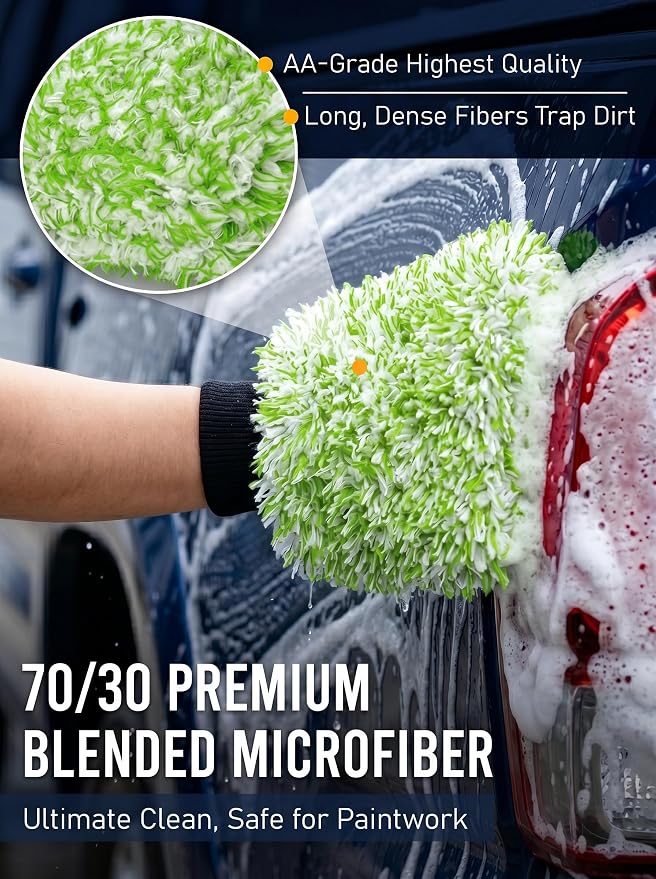 TAKAVU Car Wash Mitt Scratch Free, 2 Pack Microfiber Wash Mitts for Auto Detailing, Soft Lint Free Cleaning Gloves, Holds Sudsy Water, Machine Washable (Green & White)