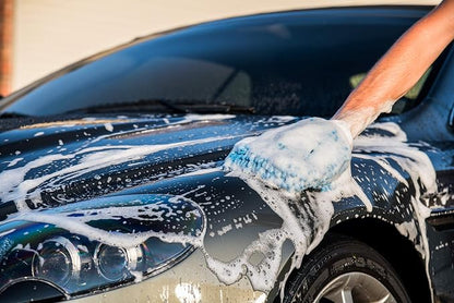 303 Products Car Wash Mitt - Ultra Absorbent Microfiber - Lint and Scratch Free Design - Hand Fitting, Snug Design with Elastic Cuff - Washable to Reuse, 1 Pack (39011)