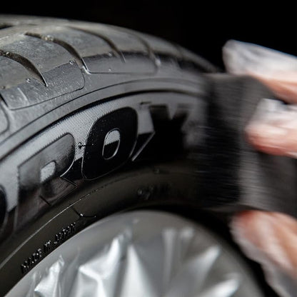 QUIXX 10192 Black Tire Color - Tire Color Restorer, Use on Old Weathered and Dull Tires to Quickly Look Clean, Black, and Better Than New. Great for Cars, Motorcycles, and Rvs