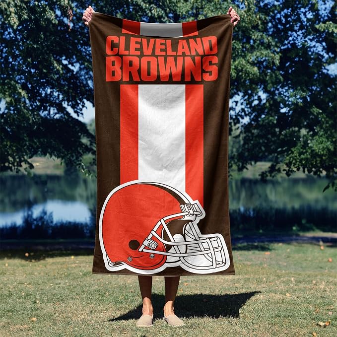 Northwest NFL Cleveland Browns Unisex-Adult Beach Towel, 30" x 60", Zone Read