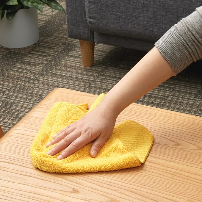 Amazon Basics Microfiber Car Drying Towels, Highly Absorbent, Lint Free, Scratch Free, Ultra-Soft, Car Detailing, Buffing and Polishing, 16" x 16", Yellow, 12-Pack