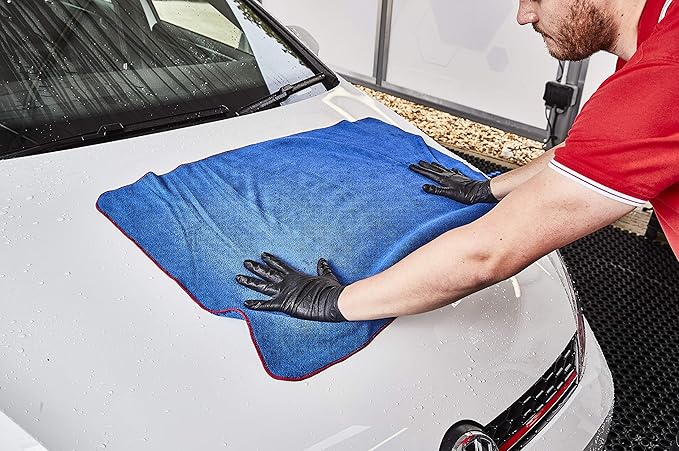 Gtechniq MF2 Microfiber Drying Towel 450GSM 23.6"x35.4" | Ultra Soft, Super Absorbent, Short Pile Wicks Away Water, Reduces Marring and Gloss Loss, Machine Washable