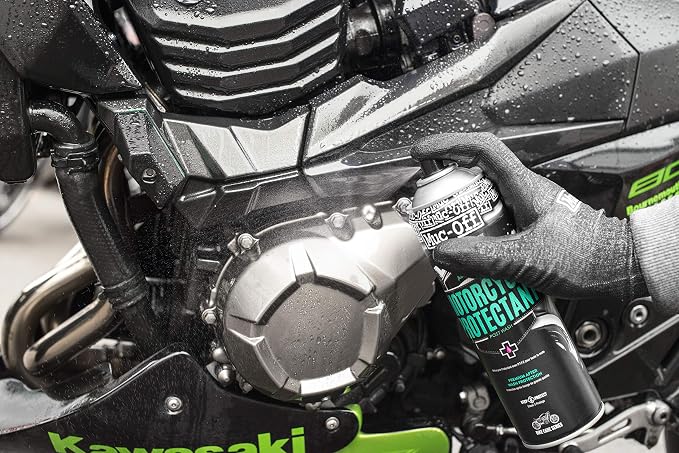 Muc-Off Motorcycle Care Duo Kit - Motorcycle Cleaning Kit, Motorcycle Detailing Kit - Includes Motorcycle Cleaner and Protection Spray