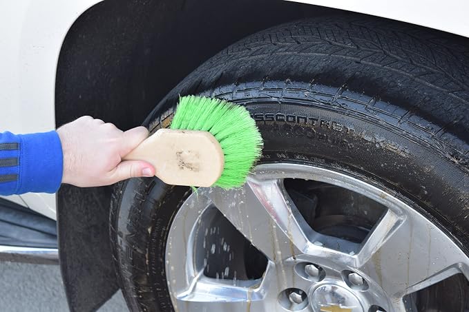 McKee's 37 MK37-411 Tire & Rubber Rejuvenator, 128 oz.